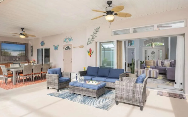 Sunrise Retreat by Distinctive Beach Rentals