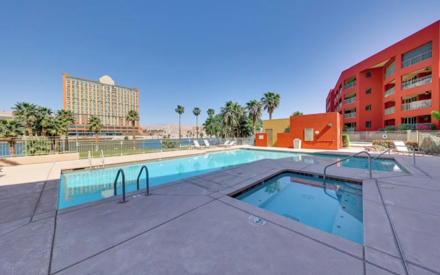 Step-free Bullhead City Condo w/ Balcony!