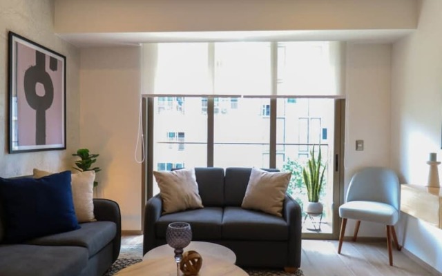 w 2BR With Balcony in Luxury Building Barranco