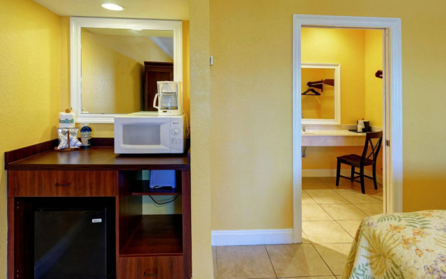 Beachside Inn
