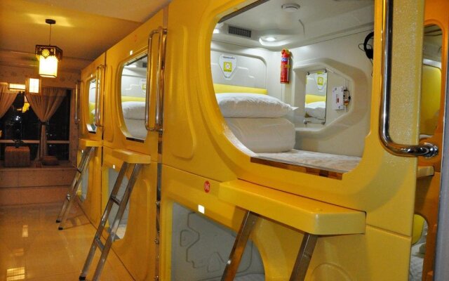 Simple Capsule Hotel Taiyuan Railway Station