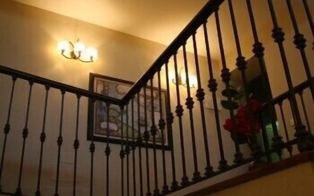 Lhotel Dei Coloniali