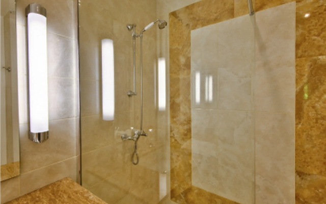 One Bed apartment just minutes walk from the Croisette and the Palais in a secure residence - 1693 - Apartment in Cannes - Photo 5
