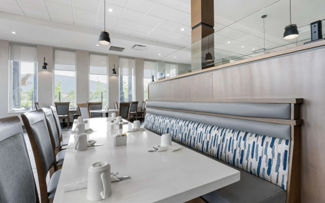 Best Western Premier Route 97 Vernon