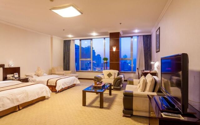 Yantai Celebrity Hotel