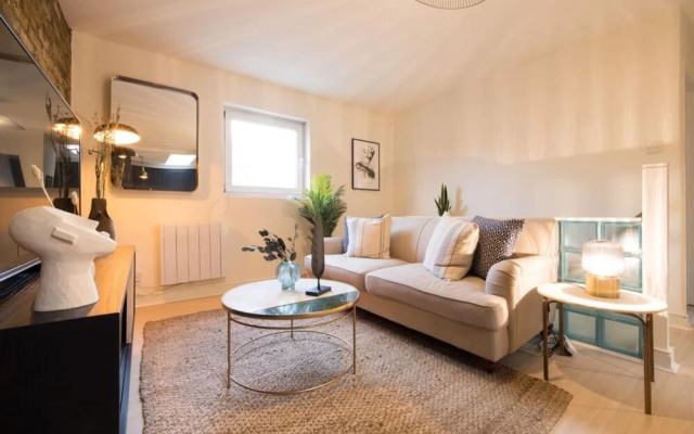 The Highgate Hideaway - Modern Stylish 2bdr Flat