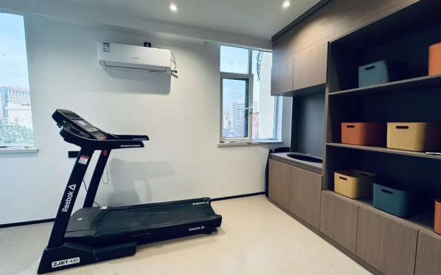 Elong ME Hotel (Weihai Weigao Plaza Xingfumen)