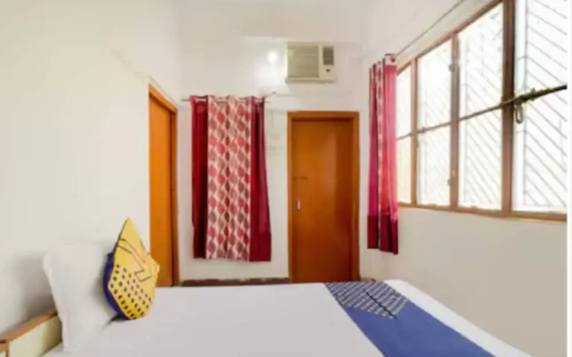 Hotel Radiant Azamgarh