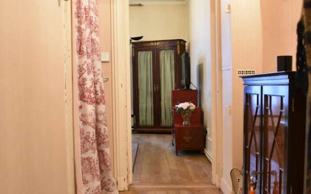 1 Bedroom Apartment In 16Th Arrondissement