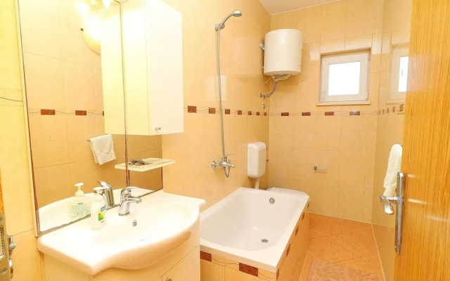 Apartments Marko Peljesac - Two Bedroom Apartment With Balcony