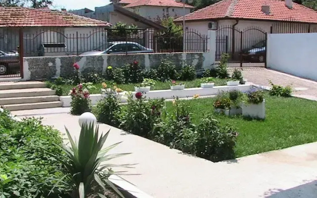 Blue Summer Guest House