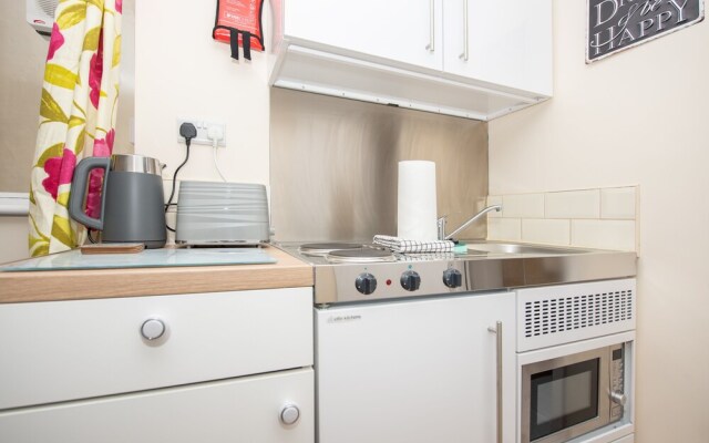 Modern Studio Apartments in Castle St