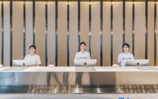 Atour Hotel (Chaozhou Ancient City People's Square)