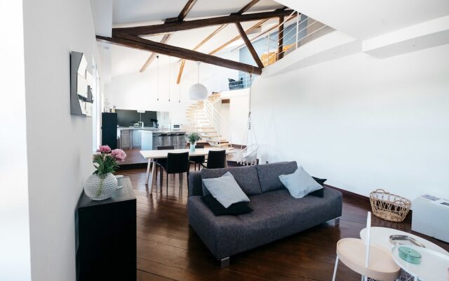 Grand Duplex 230 m2 Place Comedie