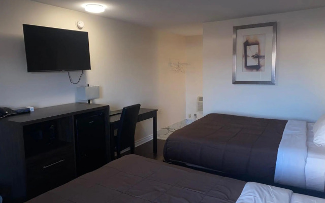 Falls Lodge by the Falls