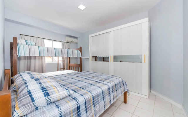 Apartamento com Vista Mar a 30 metros da praia