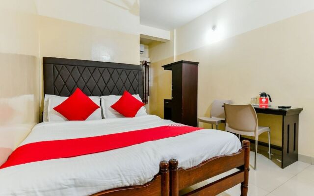 Oyo 23115 Hotel Saravana