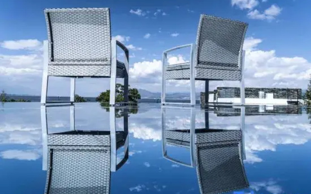 Da Li Revel House