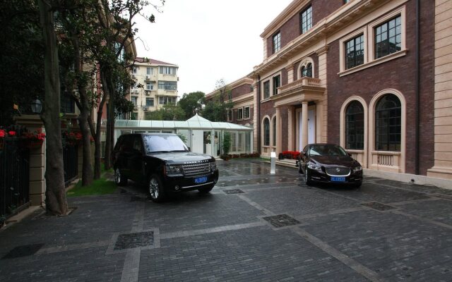The JuRu Mansions
