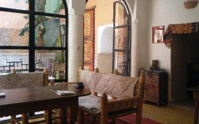 Riad Ineslisa
