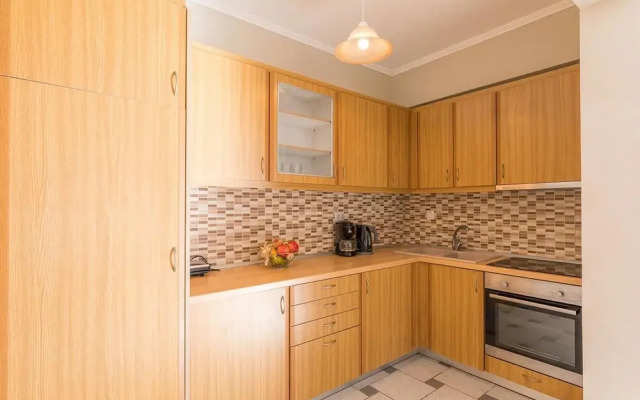 Luxus Ferienwohnung in Pelekas Strand mit Pool adonis
