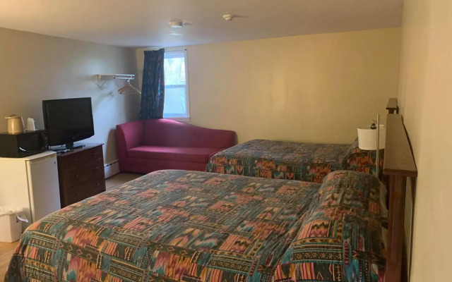 Stonehouse Motel and Restaurant