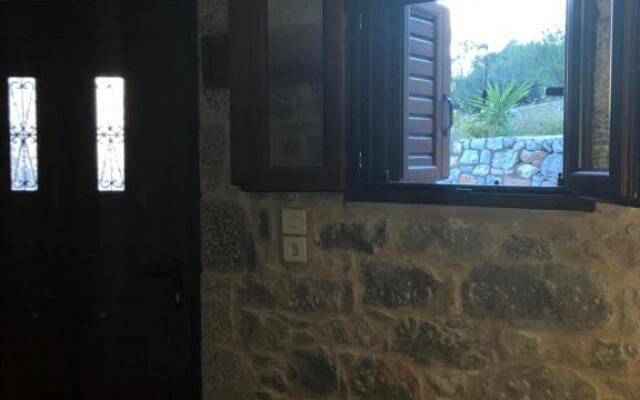 Kamares Cave House 3