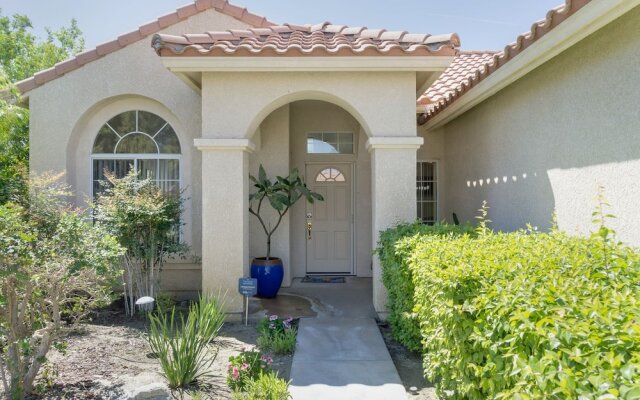 Cathedral City 3br/3ba Pool/ Jacuzzi 3 Bedroom Home