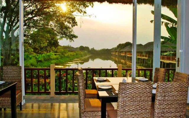 Mekong Riverside Boutique Resort & Spa