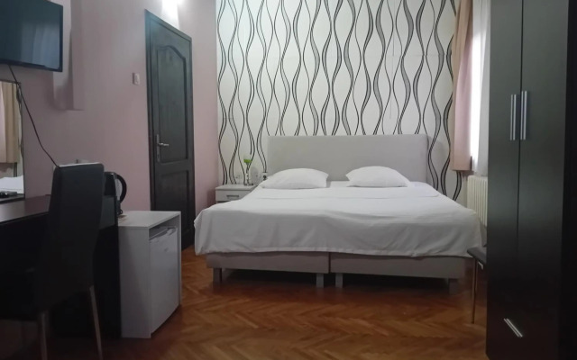 Hotel Vila Silia