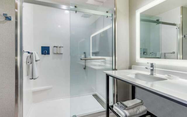 Cambria Hotel Davenport Quad Cities