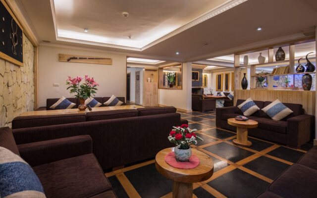 Sunny Mountain Hotel