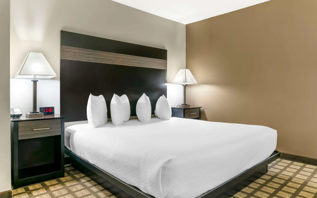Best Western Beacon Inn