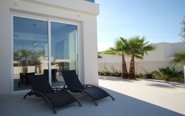 Luxury Villa in San Fulgencio with Private Pool