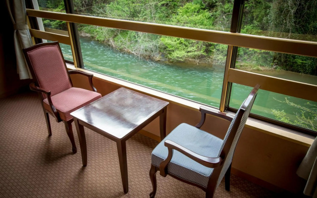 Yamanaka Onsen Ohanami Kyubei