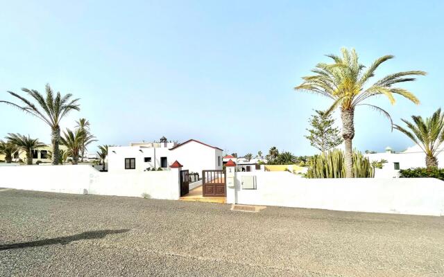 Apartment for nudists, with pool, near the beach