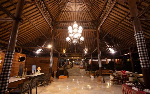 Royal Hotel and Villa Trawas