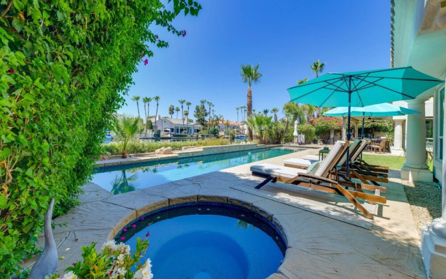 Waterfront Luxury Gilbert Retreat w/ Pool & Spa!