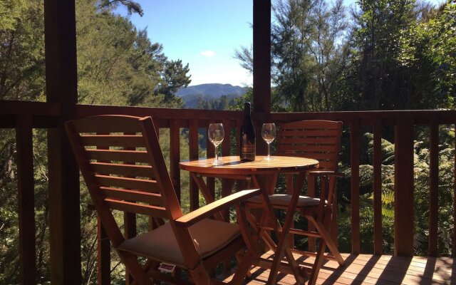 Kanuka Ridge Lodge and Backpackers