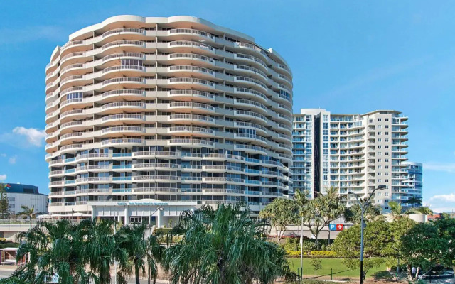 Ocean Tower Unit 902