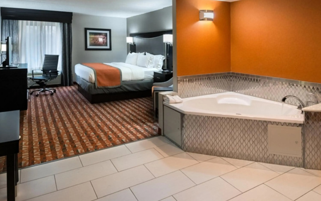 Holiday Inn Express & Suites Nashville Southeast - Antioch by IHG
