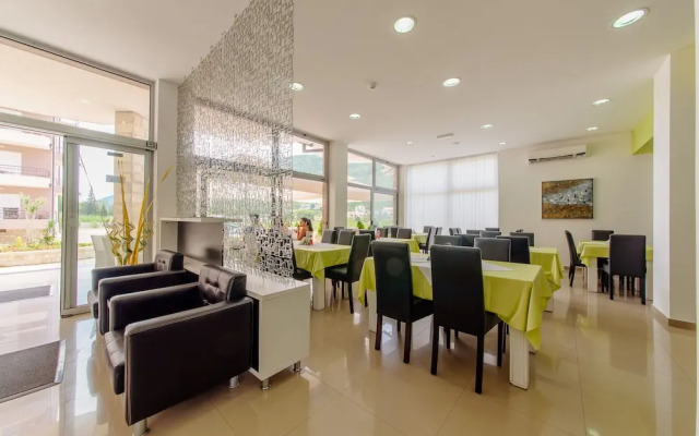 Hotel Novi