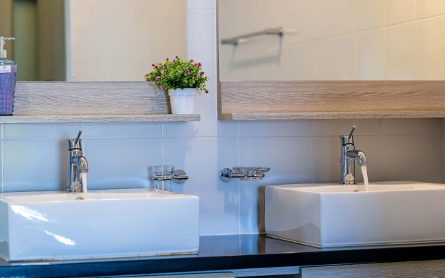 Cozy 3 Bedroom Pool Villa L70