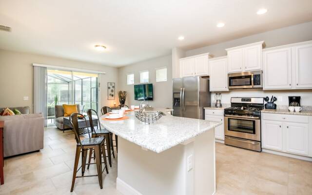 Private Pool/spa, Free Waterpark, Lazy River!