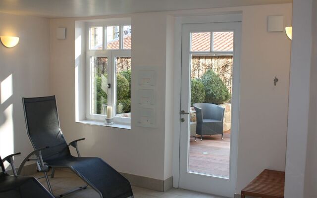 Hotel Aquarium, Ringhotel