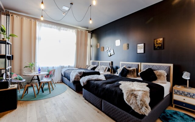 Design Hostel P182