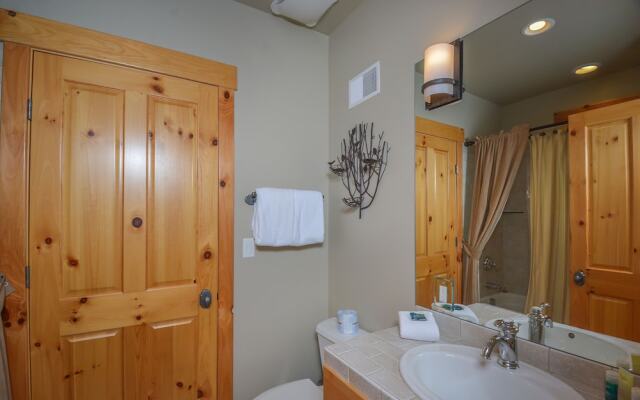 All Seasons Pass 4 Bedroom House
