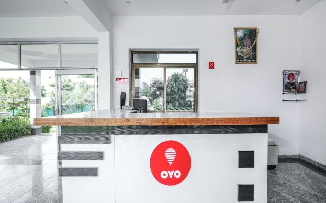 OYO 15243 Hotel Gulab Resort