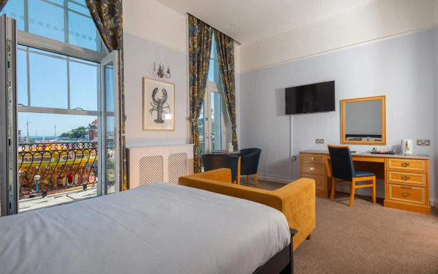 The Hotel Rex