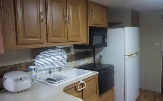 Kariyushi Trailer House